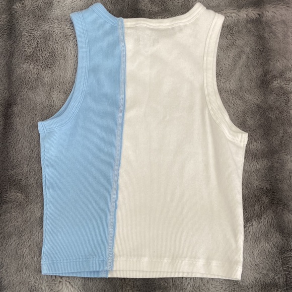 Hollister High Neck Tank Top - Picture 3 of 3